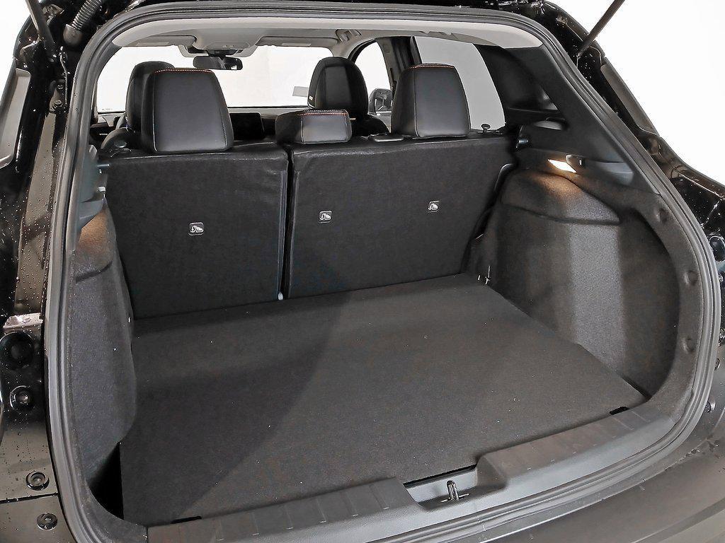 new 2025 Nissan Kicks car, priced at $31,400