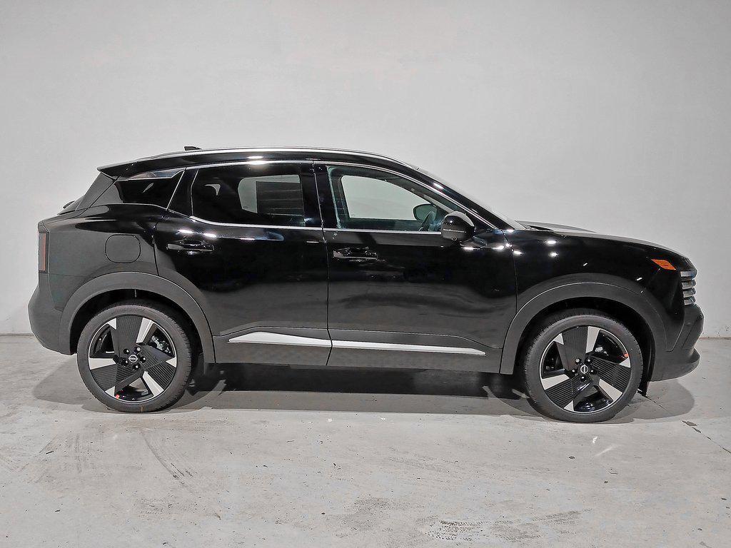 new 2025 Nissan Kicks car, priced at $31,400