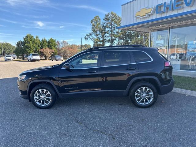 used 2022 Jeep Cherokee car, priced at $17,998