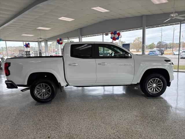 new 2024 Chevrolet Colorado car