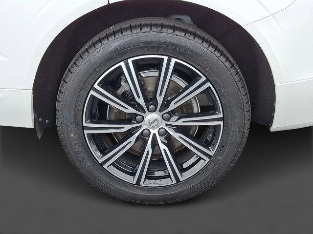 used 2021 Volvo XC60 car, priced at $31,305