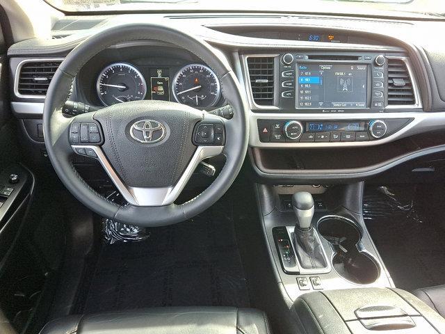 used 2016 Toyota Highlander car, priced at $20,166