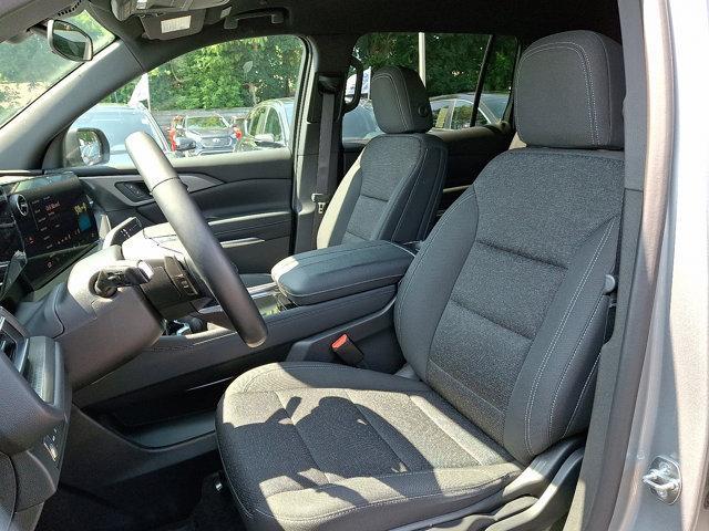 used 2024 Chevrolet Traverse car, priced at $37,995