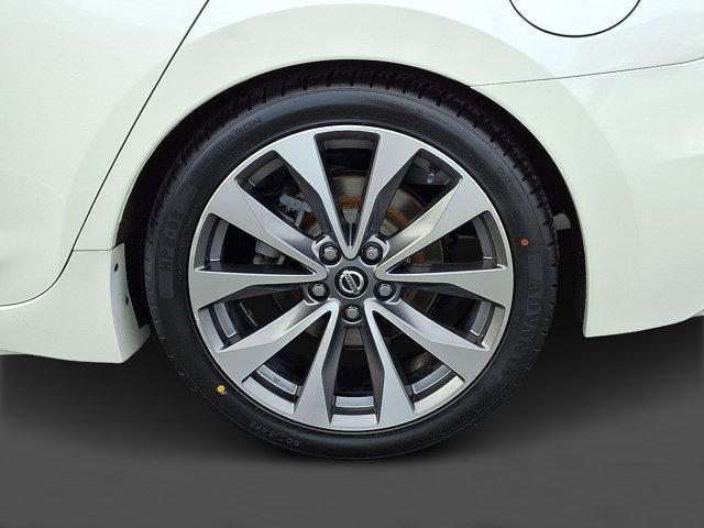 used 2020 Nissan Maxima car, priced at $23,495