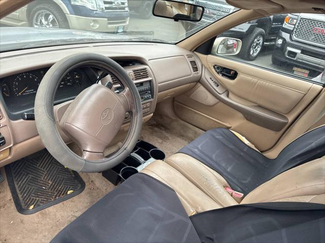 used 1996 Toyota Avalon car, priced at $1,591