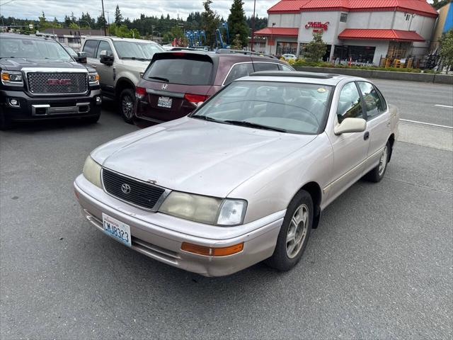 used 1996 Toyota Avalon car, priced at $1,991