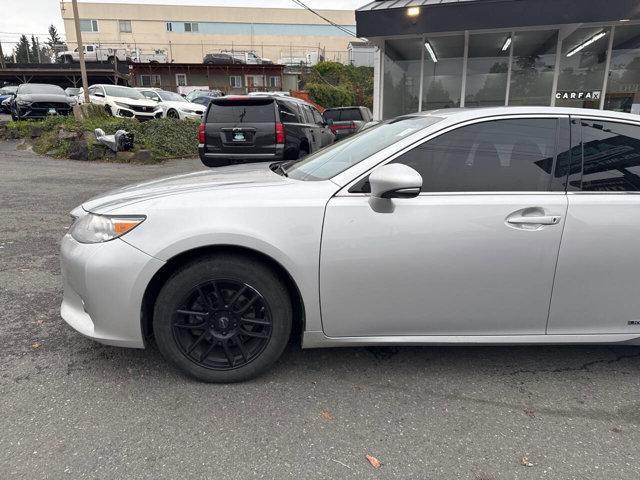 used 2014 Lexus ES 300h car, priced at $11,991