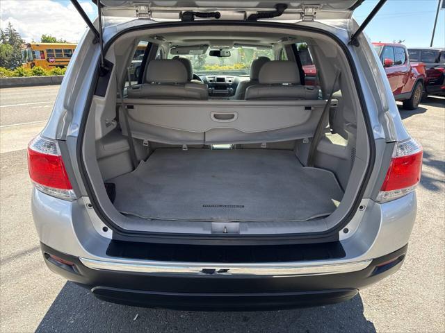 used 2012 Toyota Highlander car, priced at $11,991