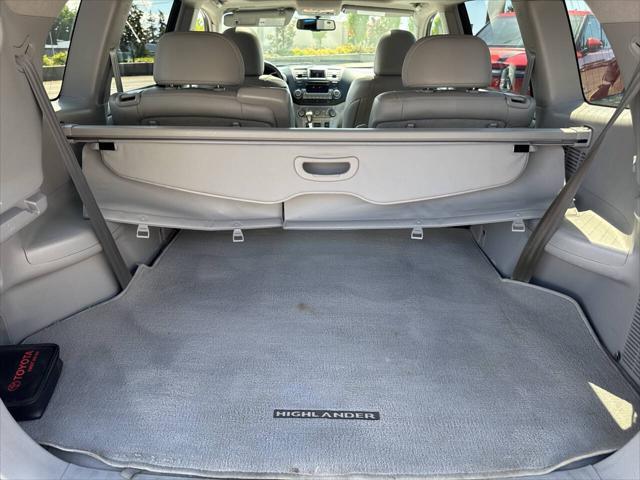 used 2012 Toyota Highlander car, priced at $11,991