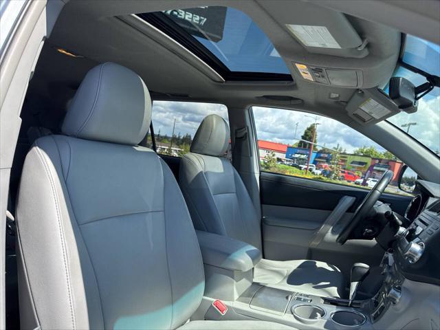 used 2012 Toyota Highlander car, priced at $11,991