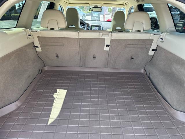 used 2015 Volvo XC60 car, priced at $14,991