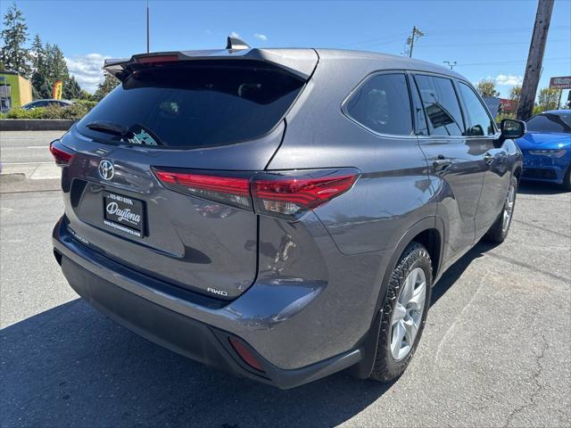 used 2022 Toyota Highlander car, priced at $31,991