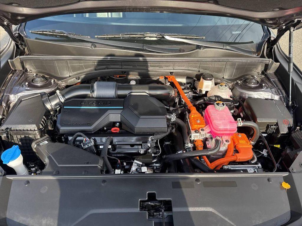 used 2023 Kia Sorento Hybrid car, priced at $29,991