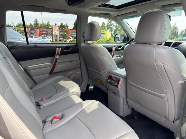 used 2013 Toyota Highlander car, priced at $11,991