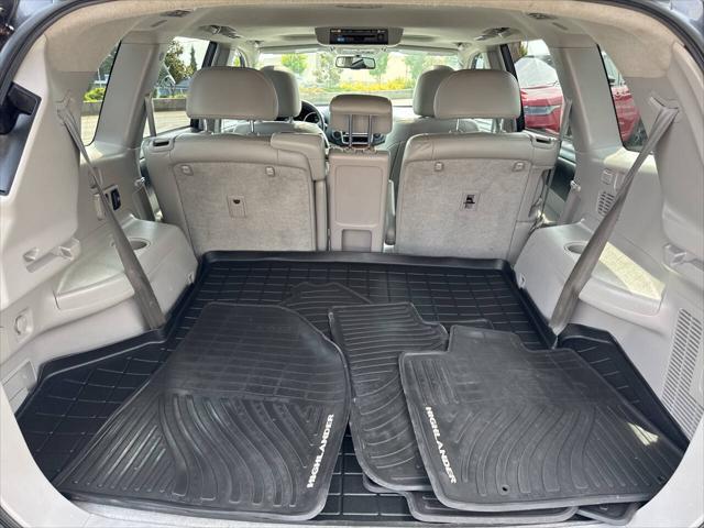 used 2013 Toyota Highlander car, priced at $11,991