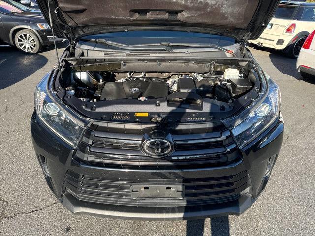 used 2019 Toyota Highlander car, priced at $26,991