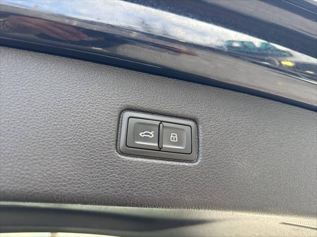 used 2018 Audi Q7 car, priced at $17,991