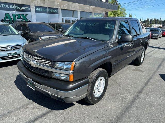used 2003 Chevrolet Avalanche car, priced at $15,991