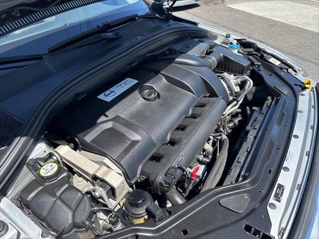 used 2014 Volvo XC60 car, priced at $9,991