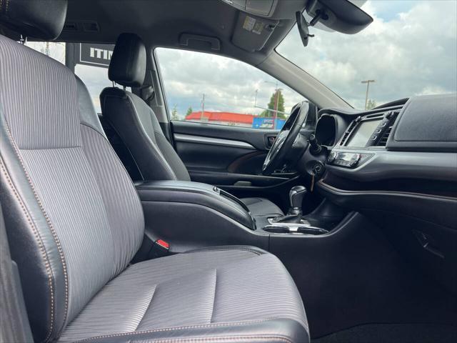 used 2019 Toyota Highlander car, priced at $24,991