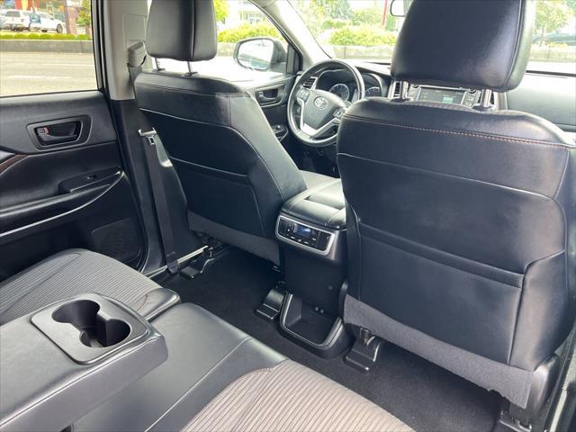 used 2019 Toyota Highlander car, priced at $24,991