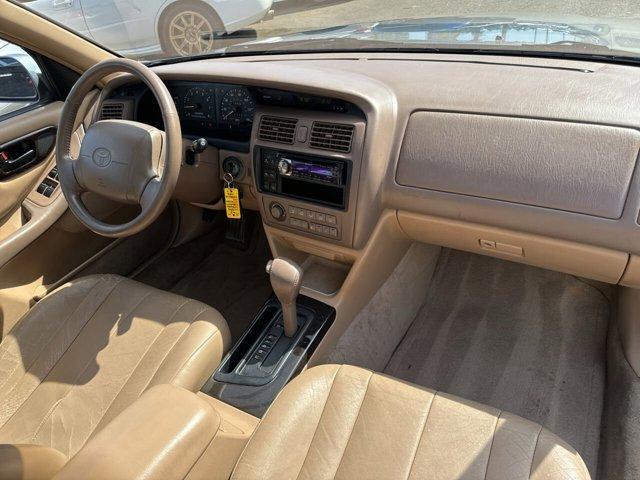 used 1995 Toyota Avalon car, priced at $5,991