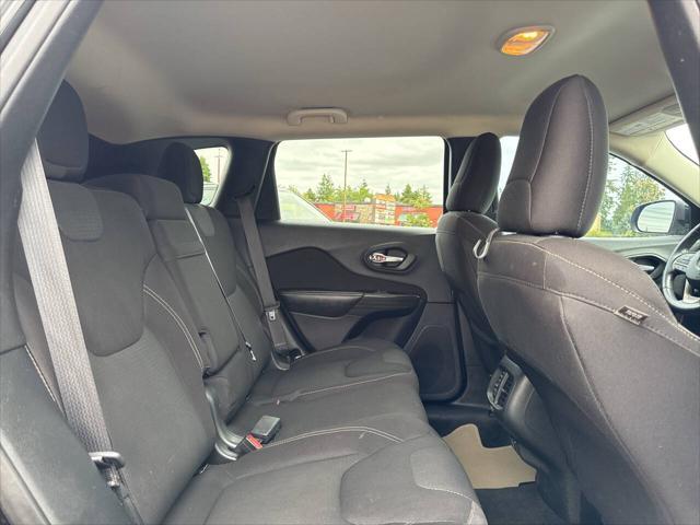 used 2015 Jeep Cherokee car, priced at $6,991