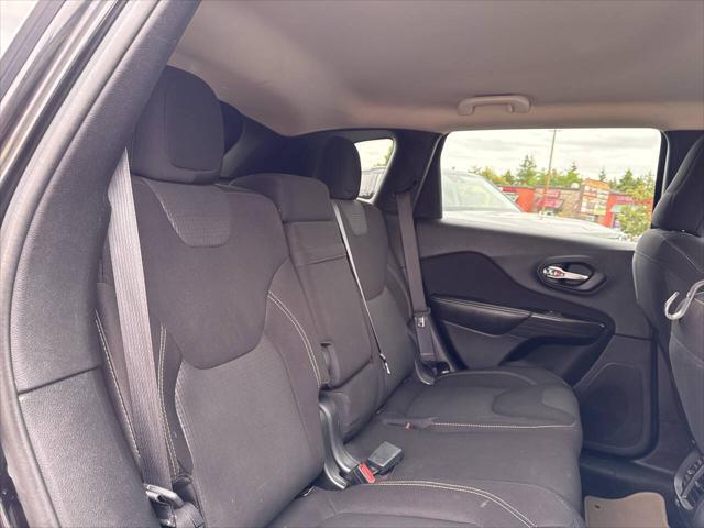 used 2015 Jeep Cherokee car, priced at $6,991