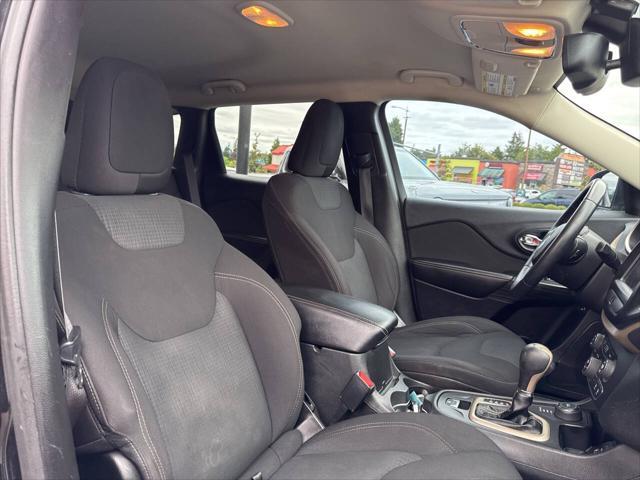 used 2015 Jeep Cherokee car, priced at $6,991