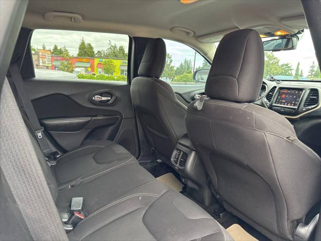 used 2015 Jeep Cherokee car, priced at $6,991