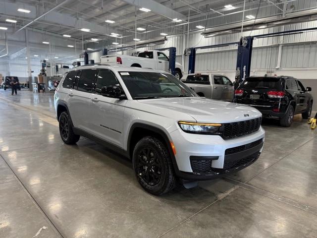 new 2025 Jeep Grand Cherokee L car, priced at $44,593
