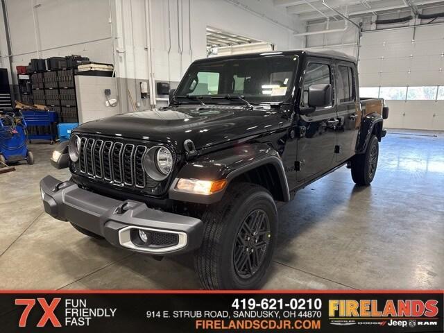 new 2026 Jeep Gladiator car, priced at $46,698