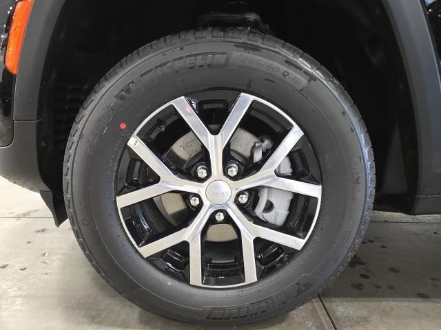 new 2025 Jeep Grand Cherokee car, priced at $41,388