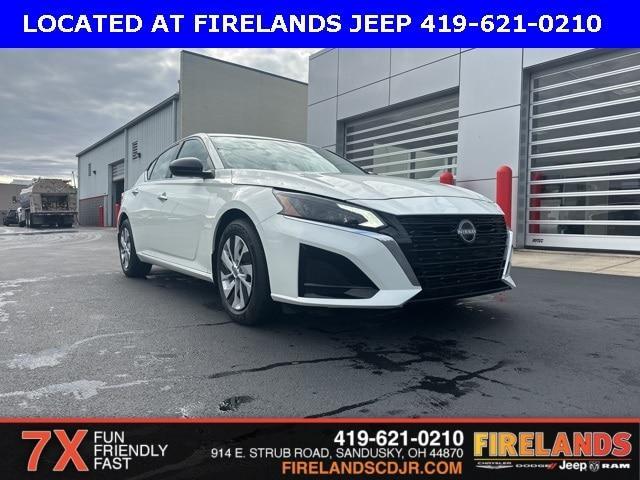 used 2025 Nissan Altima car, priced at $24,500