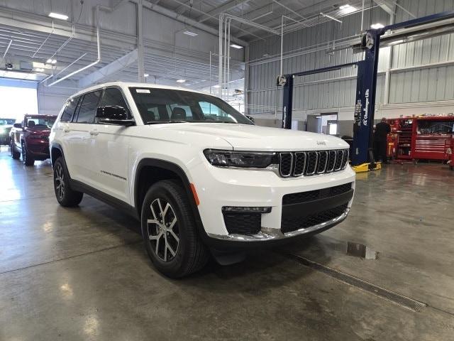new 2025 Jeep Grand Cherokee L car, priced at $48,160