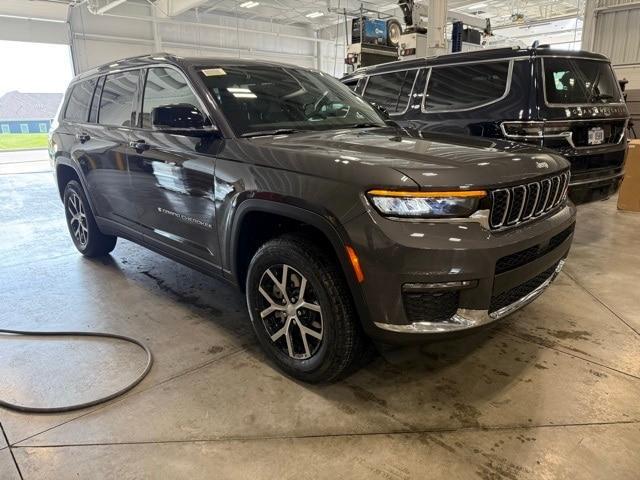 new 2025 Jeep Grand Cherokee L car, priced at $47,098