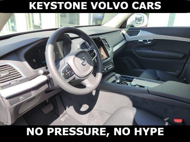 new 2025 Volvo XC90 car, priced at $60,705