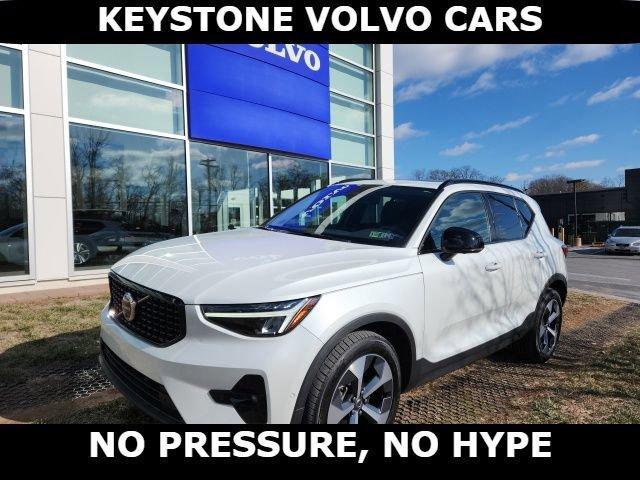 used 2023 Volvo XC40 car, priced at $35,464