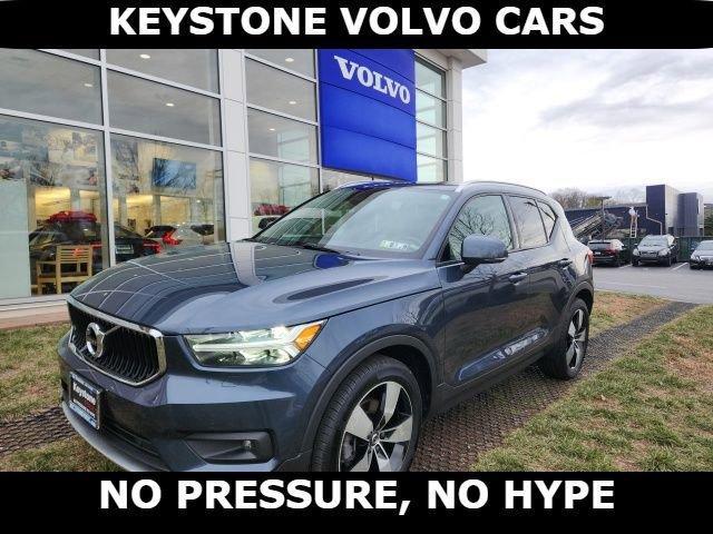 used 2022 Volvo XC40 car, priced at $30,764