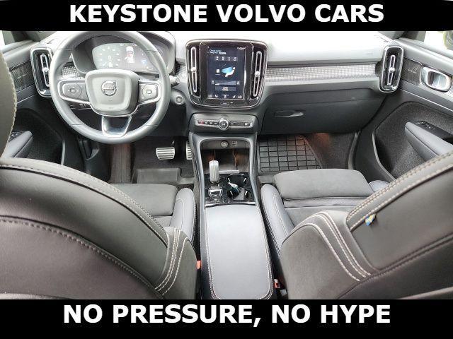 used 2022 Volvo XC40 car, priced at $33,466