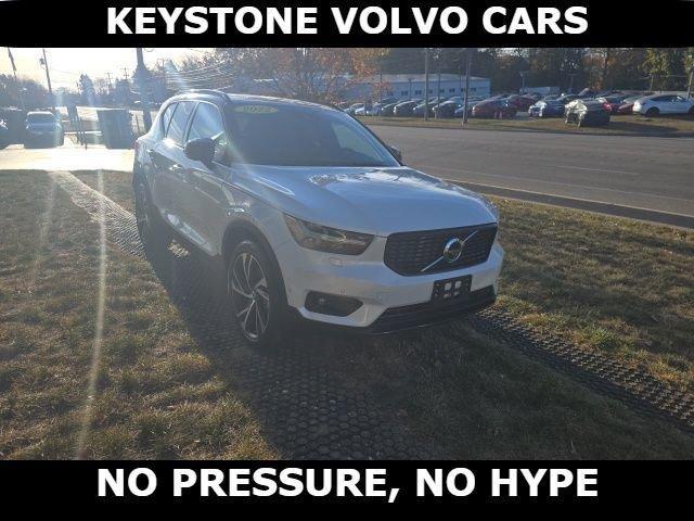 used 2022 Volvo XC40 car, priced at $35,671