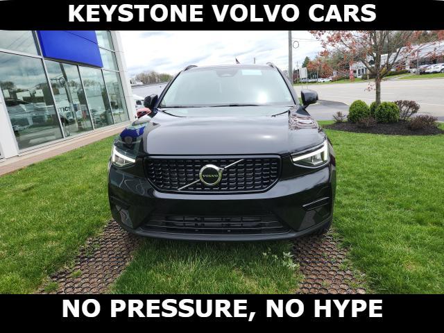 new 2024 Volvo XC40 car, priced at $45,310