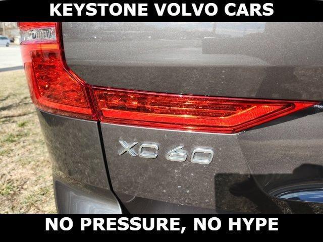 used 2022 Volvo XC60 car, priced at $32,995