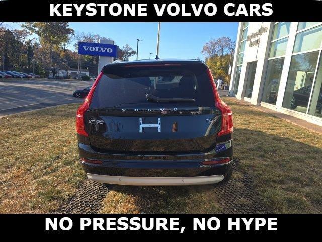 used 2022 Volvo XC90 car, priced at $41,871