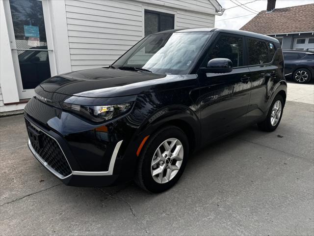 used 2024 Kia Soul car, priced at $18,495