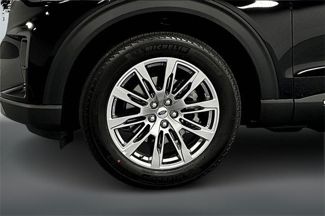 new 2025 Ford Explorer car, priced at $48,600