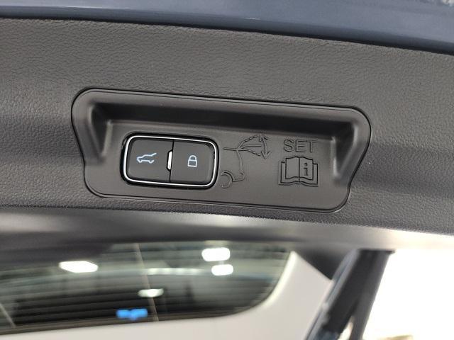 new 2025 Ford Explorer car, priced at $45,148