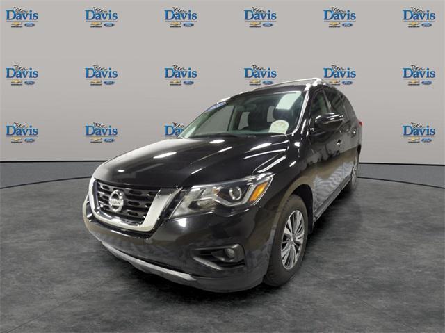 used 2018 Nissan Pathfinder car, priced at $11,865