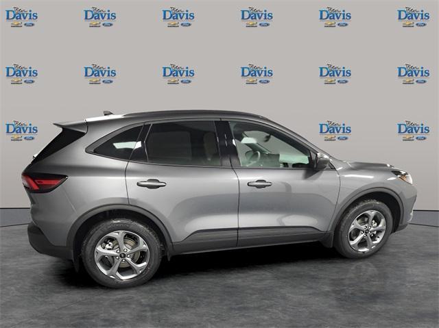 new 2025 Ford Escape car, priced at $33,200