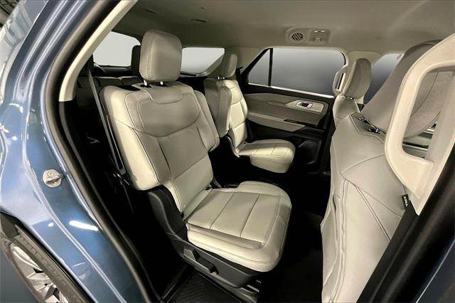 new 2025 Ford Explorer car, priced at $45,997